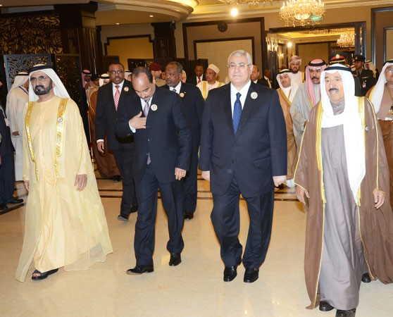 صاحب السمو الامير الشيخ صباح الاحمد والرئيس المصري المؤقت عدلي منصور والرئيس الموريتاني وصاحب السمو الشيخ محمد بن راشد 
