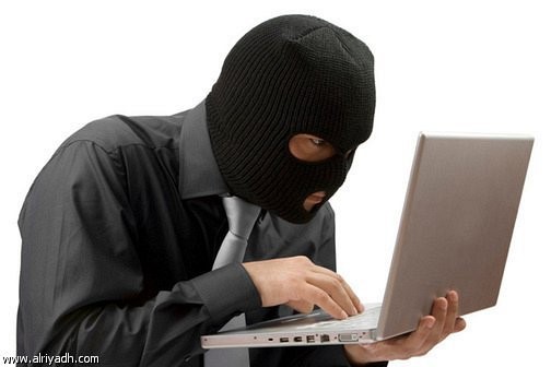 القبض على 6 تورطوا بعملية نصب إلكترونية عالمية لسرقة 45 مليون دولار