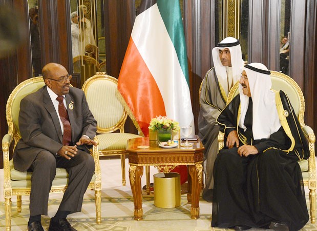 صاحب السمو الامير مستقبلا الرئيس عمر حسن البشير 