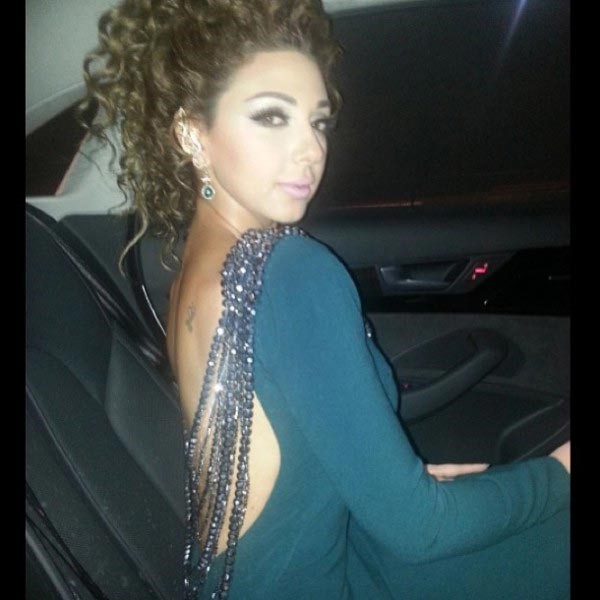 بالصور.. ميريام فارس " متألقة " في حفل زفاف بالكويت