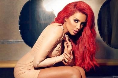 بالصور.. مايا دياب قبل وبعد عمليات التجميل