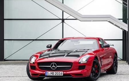 بالصور: مرسيدس تودع موديل SLS AMG بنسخة أخيرة استثنائية