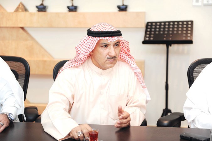علي حسن

