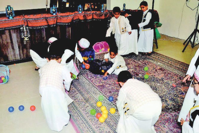 جانب من انشطة ابناء الحضانة العائلية
