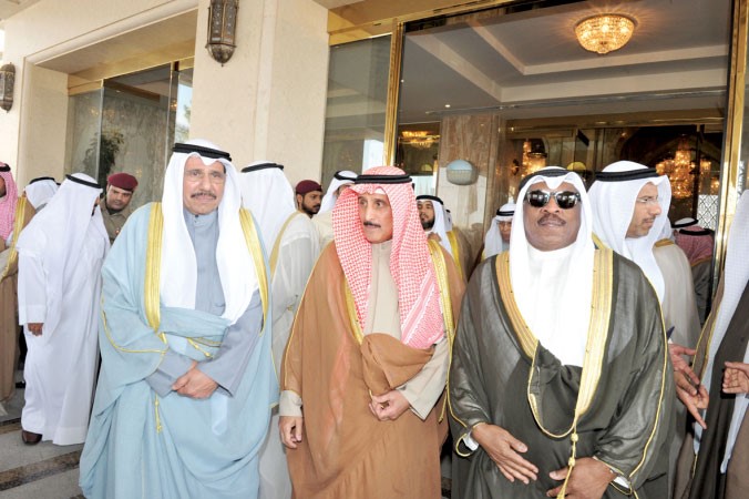 الشيخ شملان العبدالعزيز والشيخ دابراهيم الدعيج والشيخ علي العبدالله