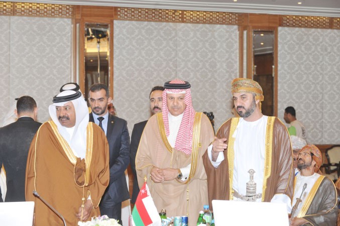 محمد الخليفي ودعبداللطيف الزياني وخالد المعولي﻿