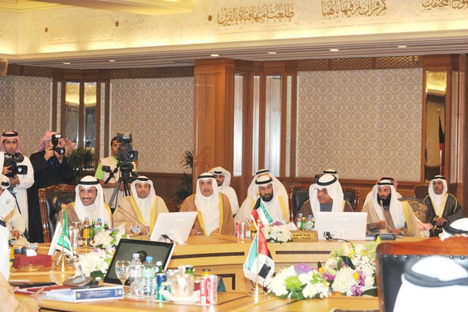 الرئيس مرزوق الغانم ويعقوب الصانع وفيصل الشايع ودعلي العمير ومبارك الخرينج وسعود الحريجي﻿