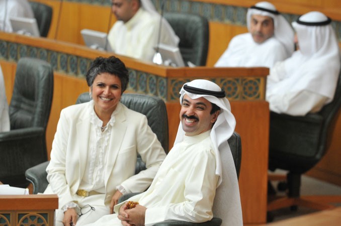 علي الراشد وصفاء الهاشم﻿