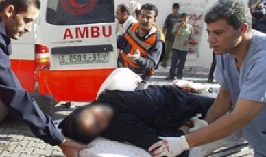 فلسطيني يتشاجر مع زوجته ويلقيها من الطابق الثاني