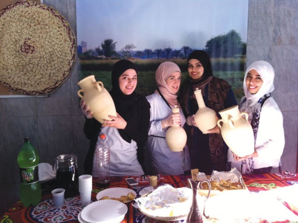 طاولة قرى الدلتا المصرية خلال الاحتفال 
