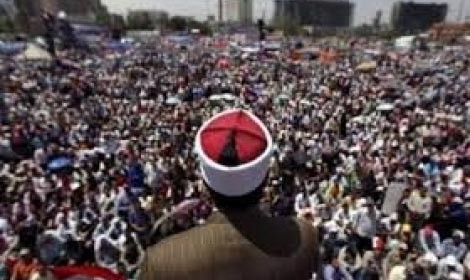 خطيب الجامع الأزهر يحذرمن مخاطر علماء الفتنة الذين يفتون بلا علم