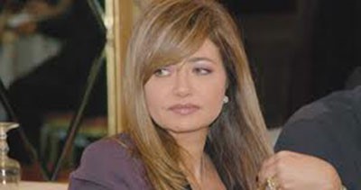مذيعة تثير غضب ليلى علوي!