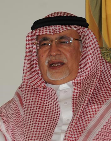 عبدالعزيز خوجة