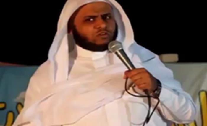 بالفيديو.. راق شرعي يوقع بين لاعبي الاتحاد والأهلي في السعودية