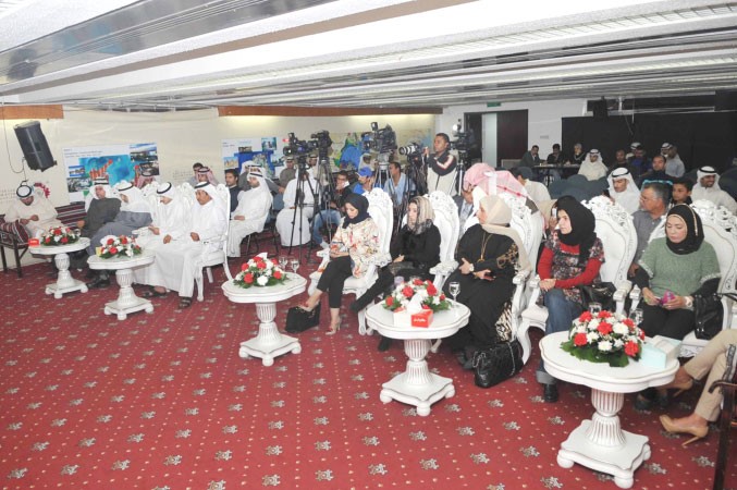جانب من الحضور في الندوة﻿