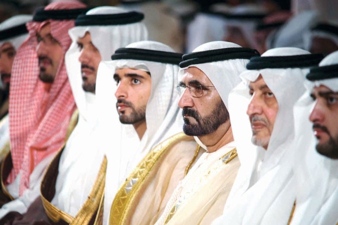 سمو الشيخ محمد بن راشد نائب رئيس الدولة رئيس مجلس الوزراء حاكم دبي﻿﻿وبجواره صاحب السمو الملكي الامير خالد الفيصل رئيس مؤسسة الفكر العربي وعدد من الحضور﻿