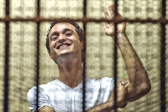 صورة ارشيفية لمحاكمة سابقة للناشط المصري احمد دومة افپ