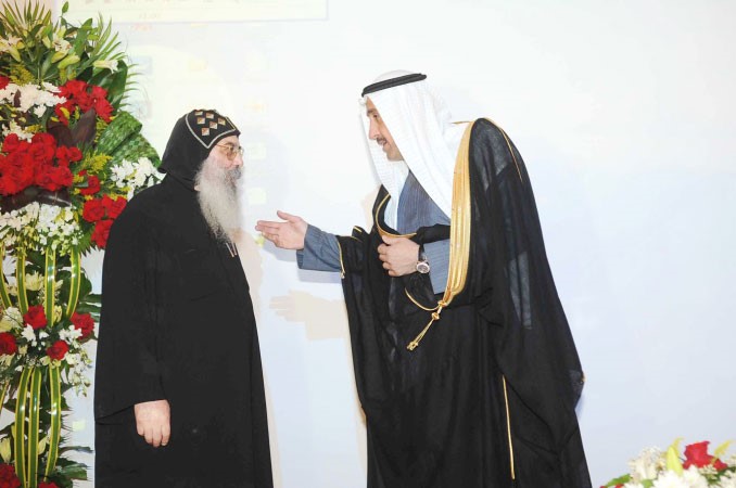 حديث بين الشيخ فيصل الحمود والانبا بيجول الاب بيشوي