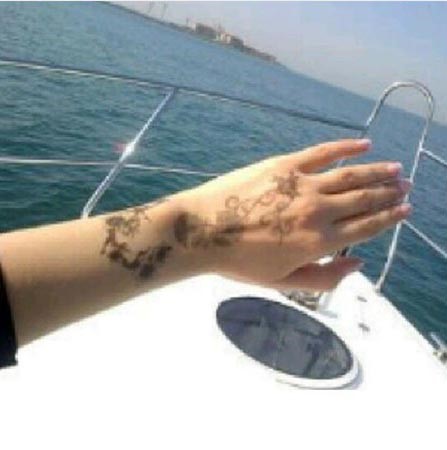 بالصور.. ميساء مغربي تطلب رأيكم في حنة يدها 