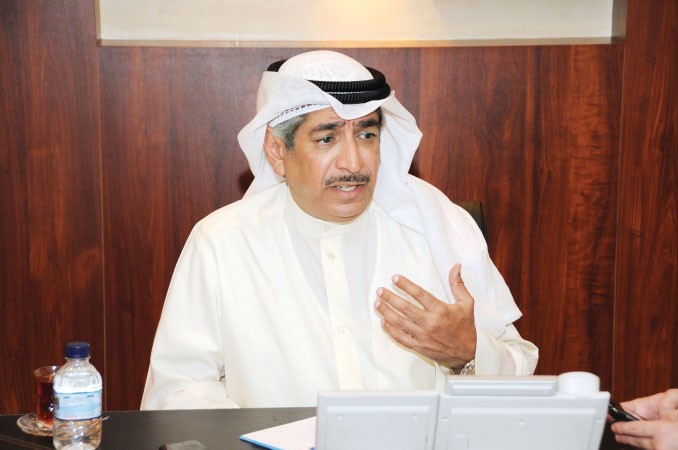 م عادل الجارالله متحدثا