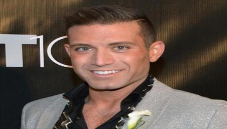 بالصور.. حفيد عمر الشريف وفاتن حمامة يضاهي جده في الوسامة .. شاهد آخر صورة جمعتهما