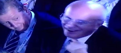 بالفيديو.. شاهد رده فعل رئيس الاتحاد الانجليزي بعدما علم ان منتخبه سيكون مع ايطاليا 