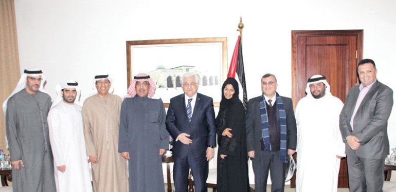 الرئيس عباس والزميل عدنان الراشد والوفد الاعلامي الاماراتي