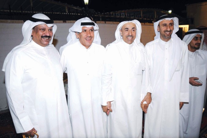 صاحب الدعوة الى جانب شقيقه جمال ابراهيم واحمد عسكر وخالد ابا الخيل﻿