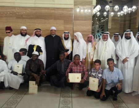 صورة جماعية عقب توزيع الجوائز