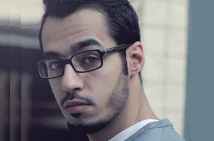 فارس بقنة متخصص في مواقع التواصل الاجتماعي، خريج كلية تجارة، وقناته على يوتيوب اسمها ملعوب علينا، ويملك قرابة 600 الف متابع على تويتر