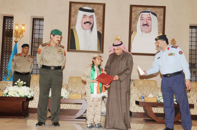 تكريم نجل الشهيد عبدالعزيز الغنام