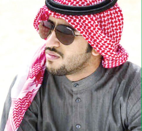 تدور السنين