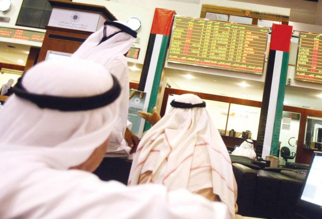 الاماراتيون سعيدون ببورصتهم الصاعدة على وقع اقتصاد يواصل نجاحه ودفعه للمشاريع الكبرى وهو ما انعكس على سوقي الاسهم في ابوظبي ودبي