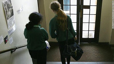 طفل بالسادسة يصبح أصغر "متحرش جنسي" 