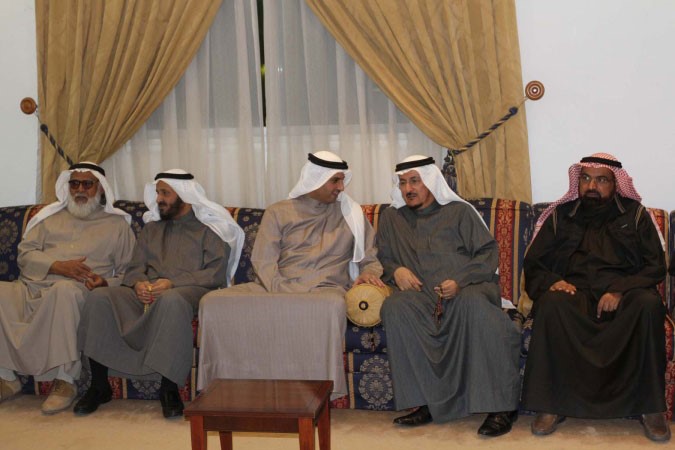 مبارك صنيدح ومبارك الدويلة وفيصل اليحيى وممحمد العليم وعيسي الشاهين﻿