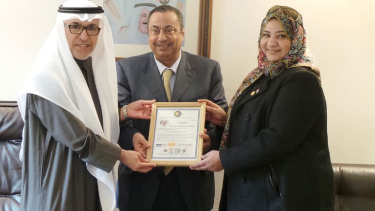 تكريم دعادل العصفور بحضور دخالد السهلاوي من قبل منظمة السلام الدولية والتنمية 