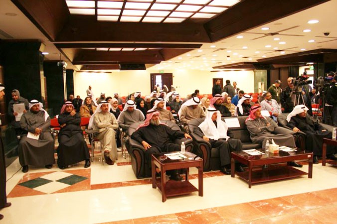 جانب من الحضور خلال المؤتمر﻿