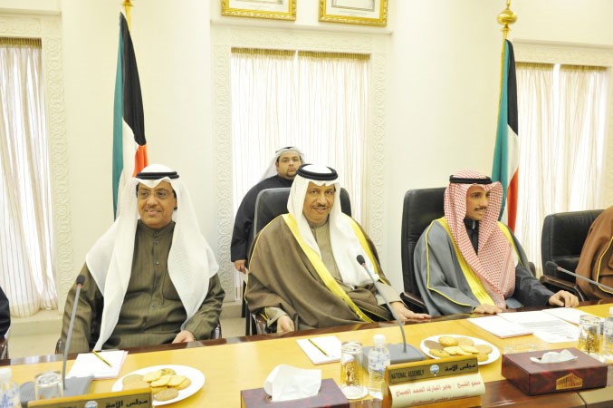 الغانم والمبارك ومبارك الخرينج﻿