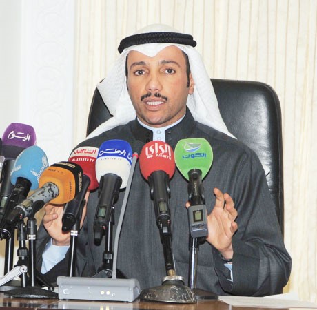 الرئيس مرزوق الغانم متحدثا
