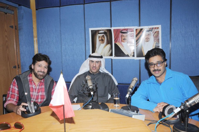 الزميل محمد الخالدي مشاركا في البرنامج مع الاعلاميين القديرين مايك مبلتع وعبدالرضا سالم محمد خلوصي