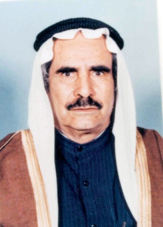 المرحوم نايف حمد الدبوس رئيس النادي السابق