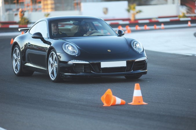 911 كاريرا 4اس 911 Carrera 4S الاسطورية