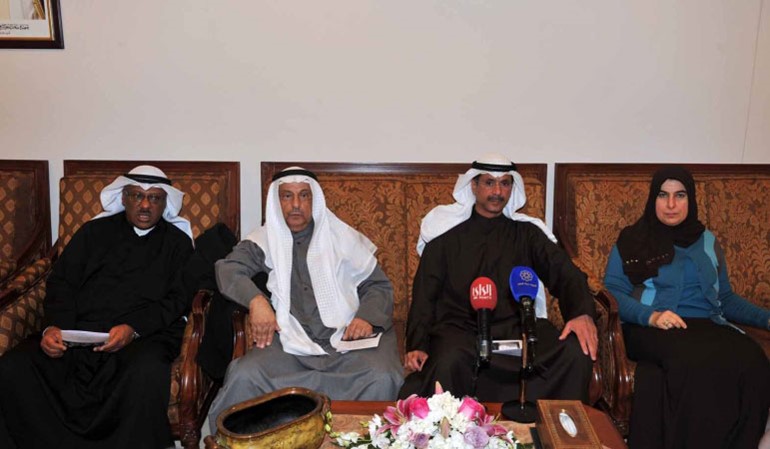د احمد الاثري خلال الحفل 