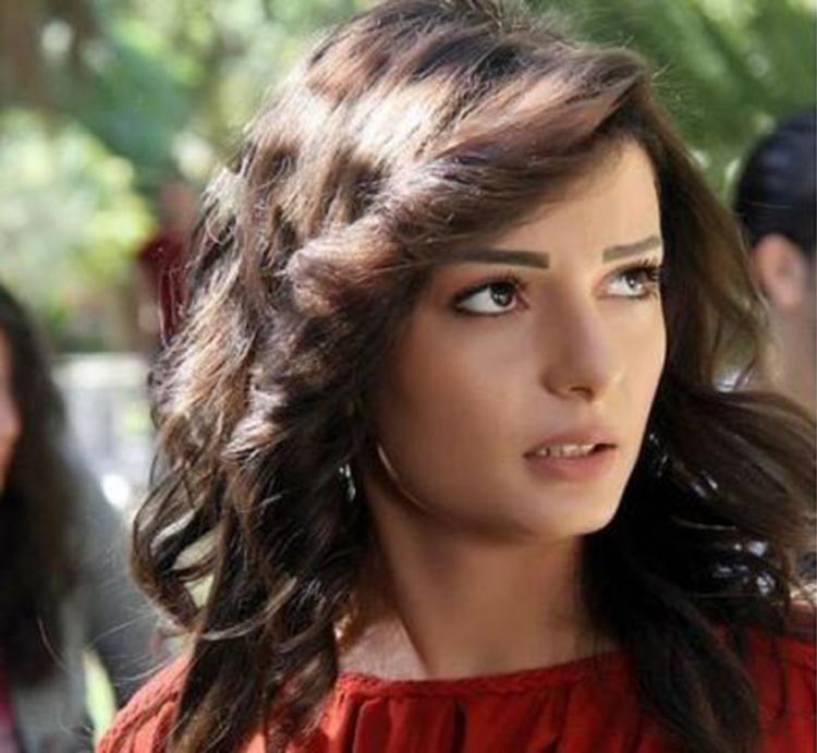 وفاة فنّانة سوريّة شابّة اختناقاً بالحمّام