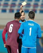 احتجاجات لاعبي النصر لم تثن الحكم يوسف نصار عن احتساب ركلة الجزاء﻿