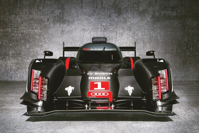 أودي R18 e-tron quattro الجديدة..  تقنية جديدة لبطولات العالم