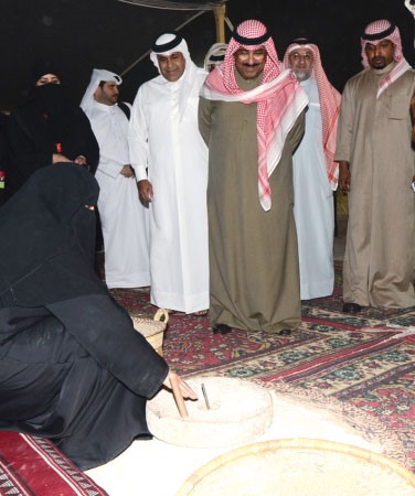 جانب من جولة الشيخ مشعل ﻿