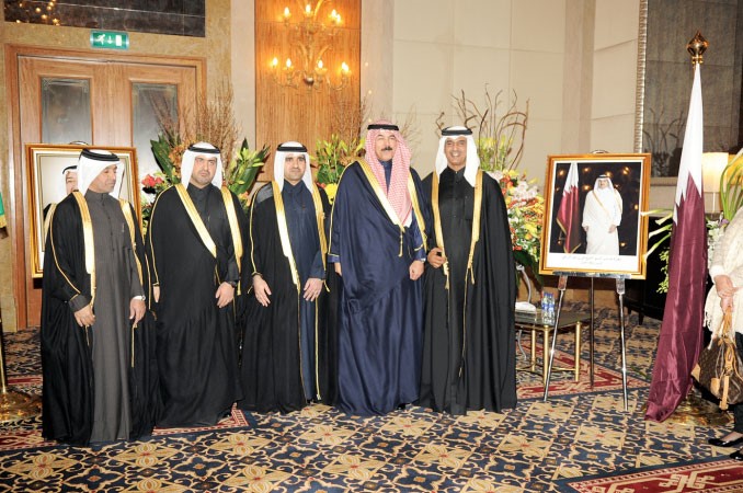 الشيخ محمد الخالد يهنئ السفير القطري﻿