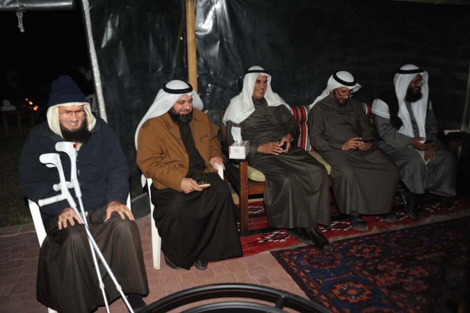 احمد السعدون متوسطا خالد السلطان ود وليد الطبطبائي وعبداللطيف العميري ومحمد هايف﻿