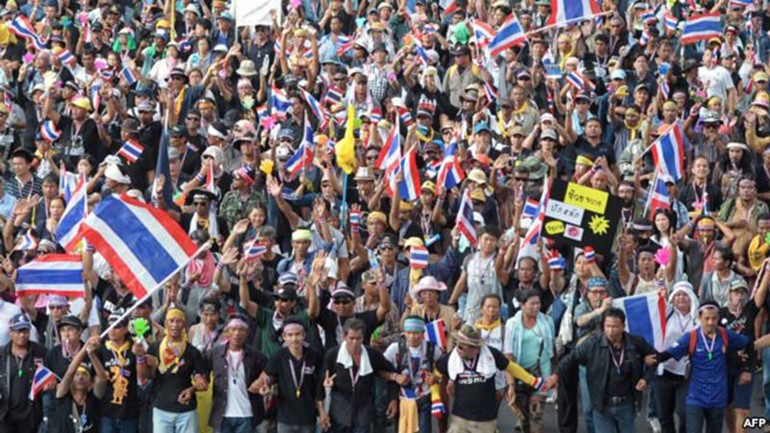 المعارضة التايلندية تقرر مقاطعة الانتخابات المبكرة.. والجيش يدعو لتأجيلها تجنباً لحرب أهلية